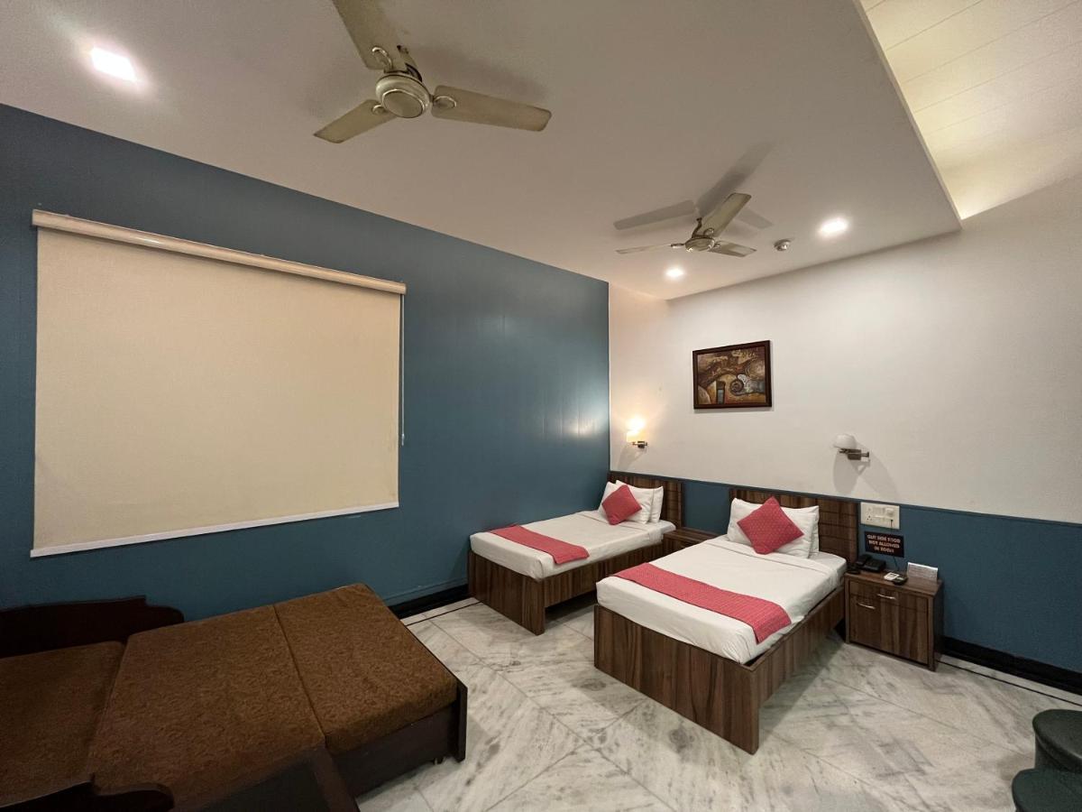Hotel Moti Palace Agra  Eksteriør bilde