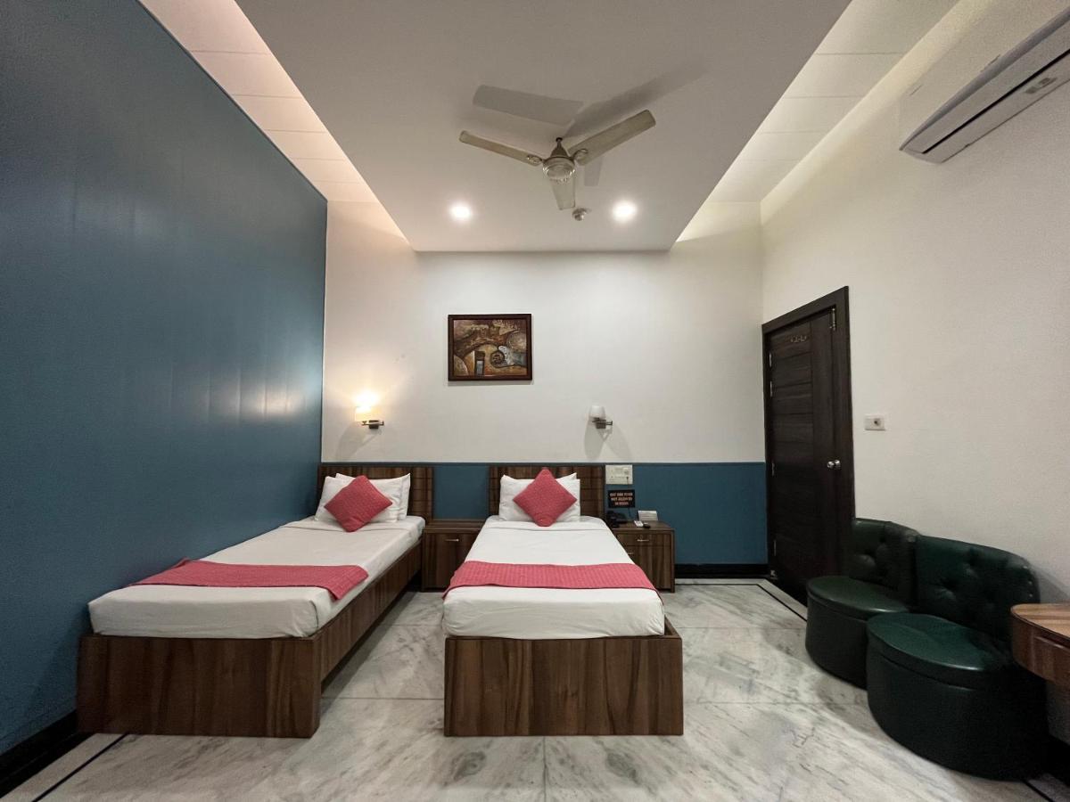 Hotel Moti Palace Agra  Eksteriør bilde