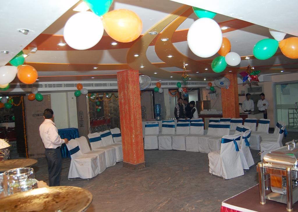 Hotel Moti Palace Agra  Eksteriør bilde