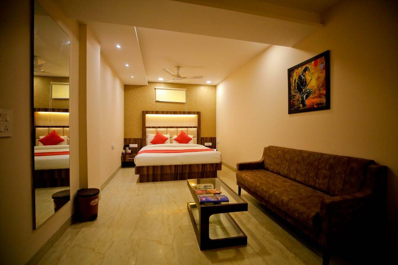 Hotel Moti Palace Agra  Eksteriør bilde