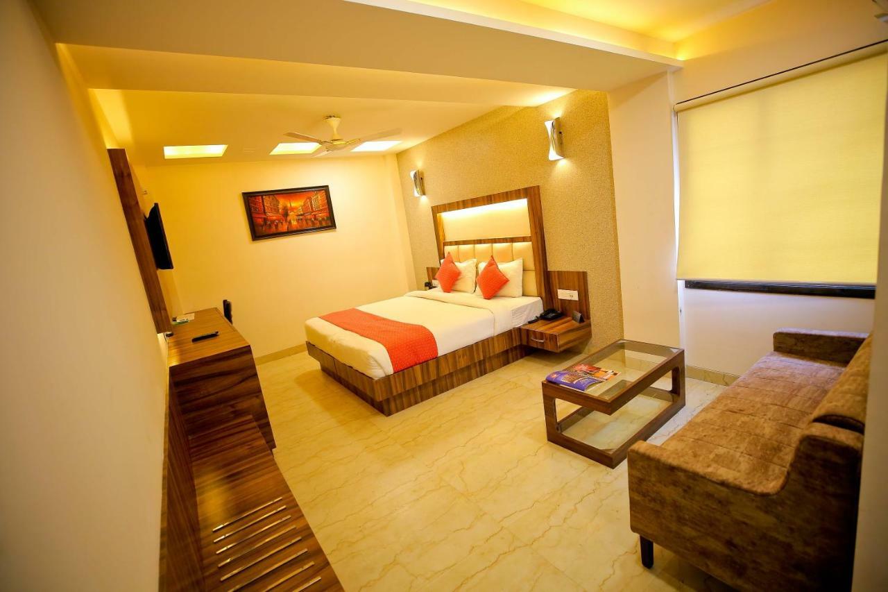 Hotel Moti Palace Agra  Eksteriør bilde